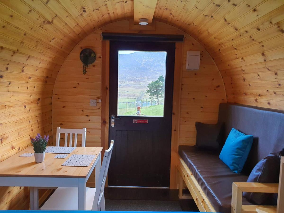 Gorse Hill Glamping Hotel Нюкасъл Екстериор снимка